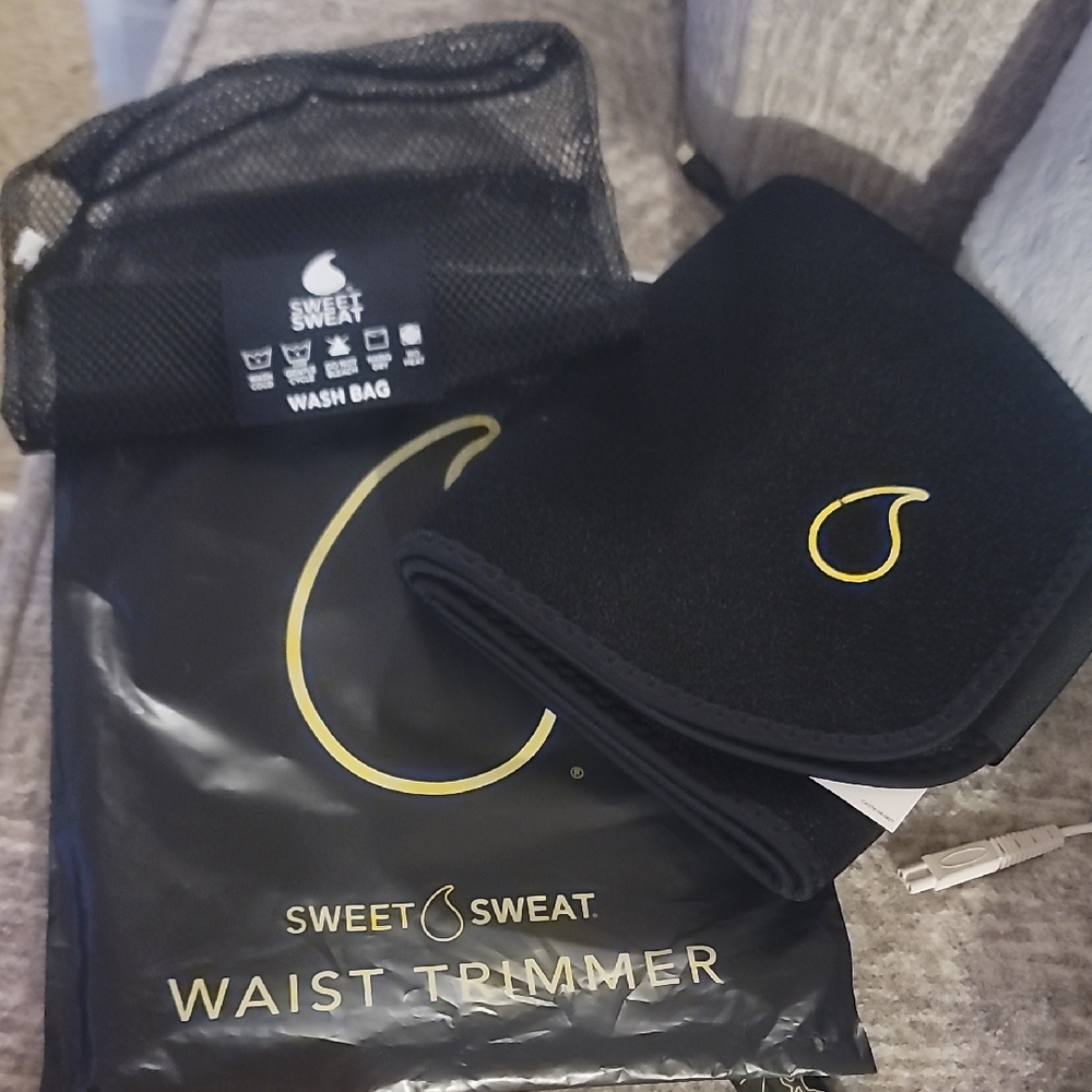 Black Waist Trimmer